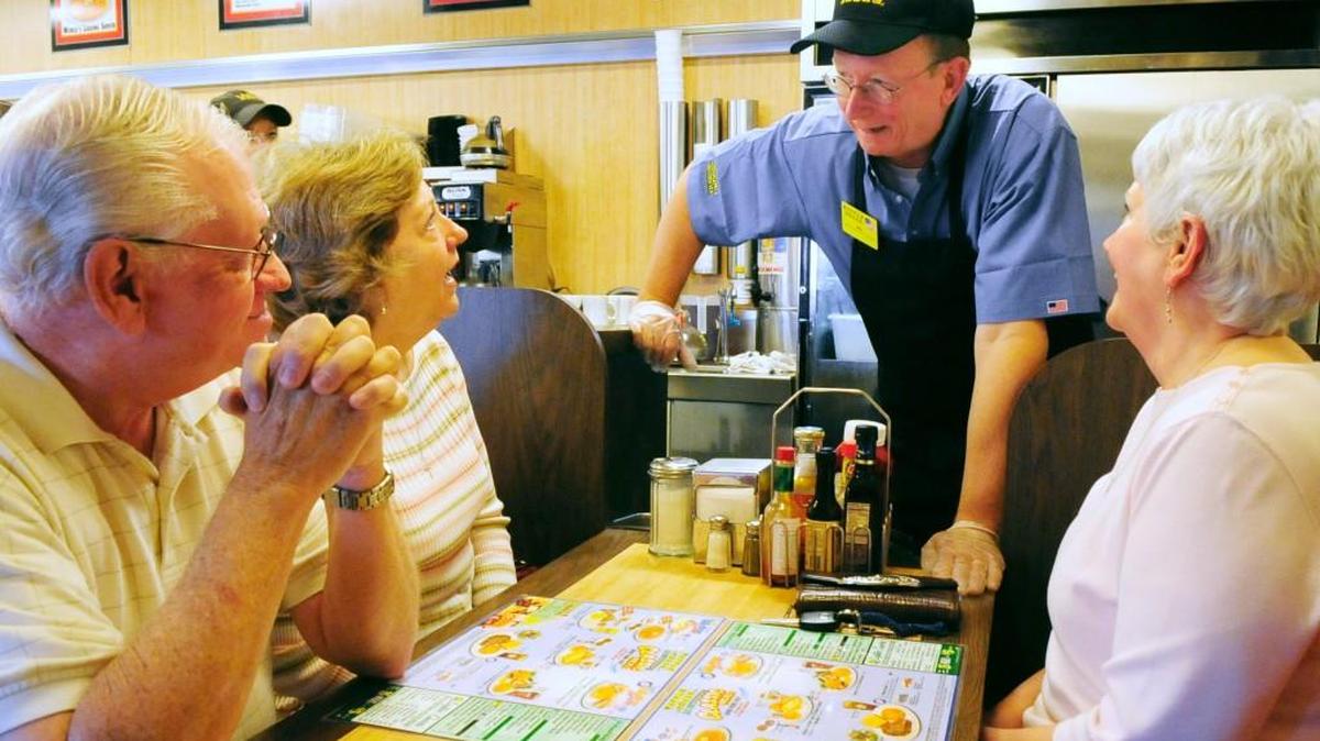 Waffle House locations in Gray and Dublin are offering candlelight dinners for Valentine’s Day.