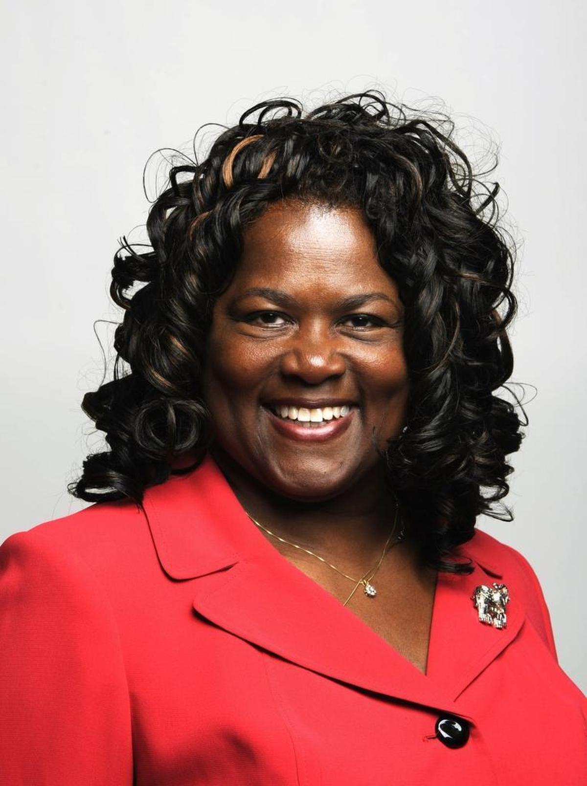 Elaine Lucas