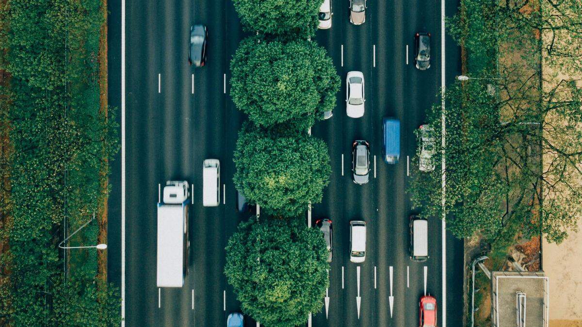 Is it OK to drive with expired plates in Georgia? No, according to state law.