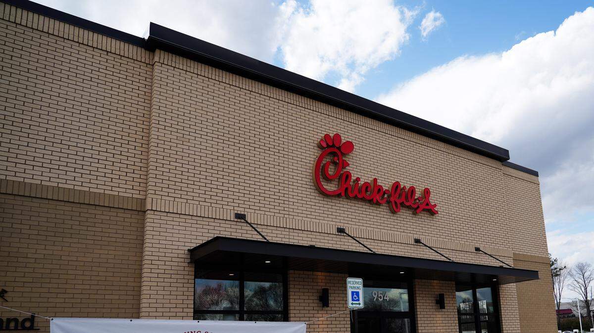 Chick-fil-A’s pineapple dragonfruit drinks will stay around until Aug. 16