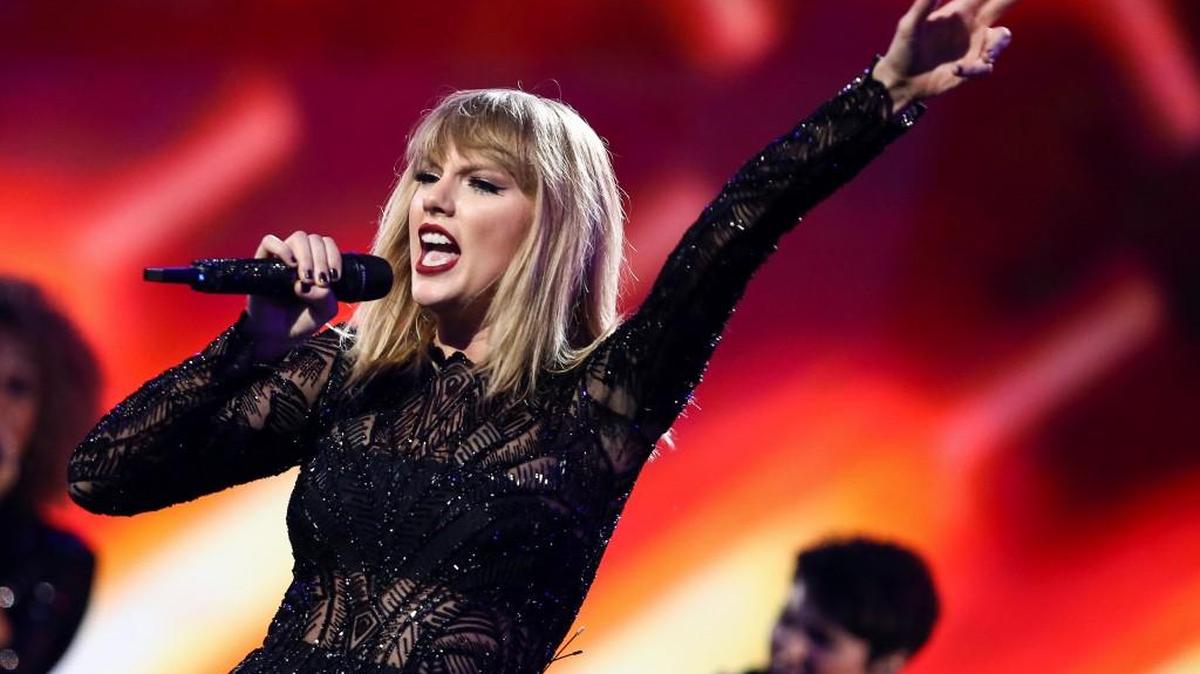 Taylor Swift debuted a new song, “Carolina,” as part of the trailer for “Where The Crawdads Sing,” the movie based on the 2018 bestselling novel.