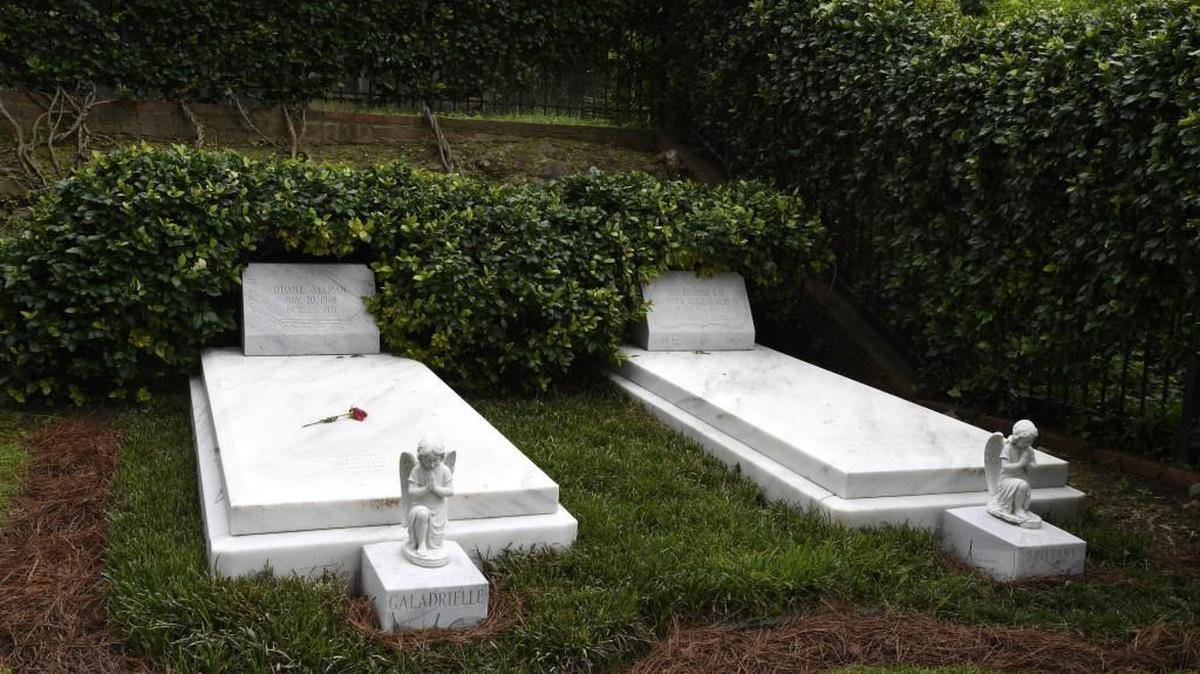 Duane Allman and Berry Oakley's graves in Rose Hill cemetery. Gregg Allman was laid to rest next to his brother Saturday, May 3.