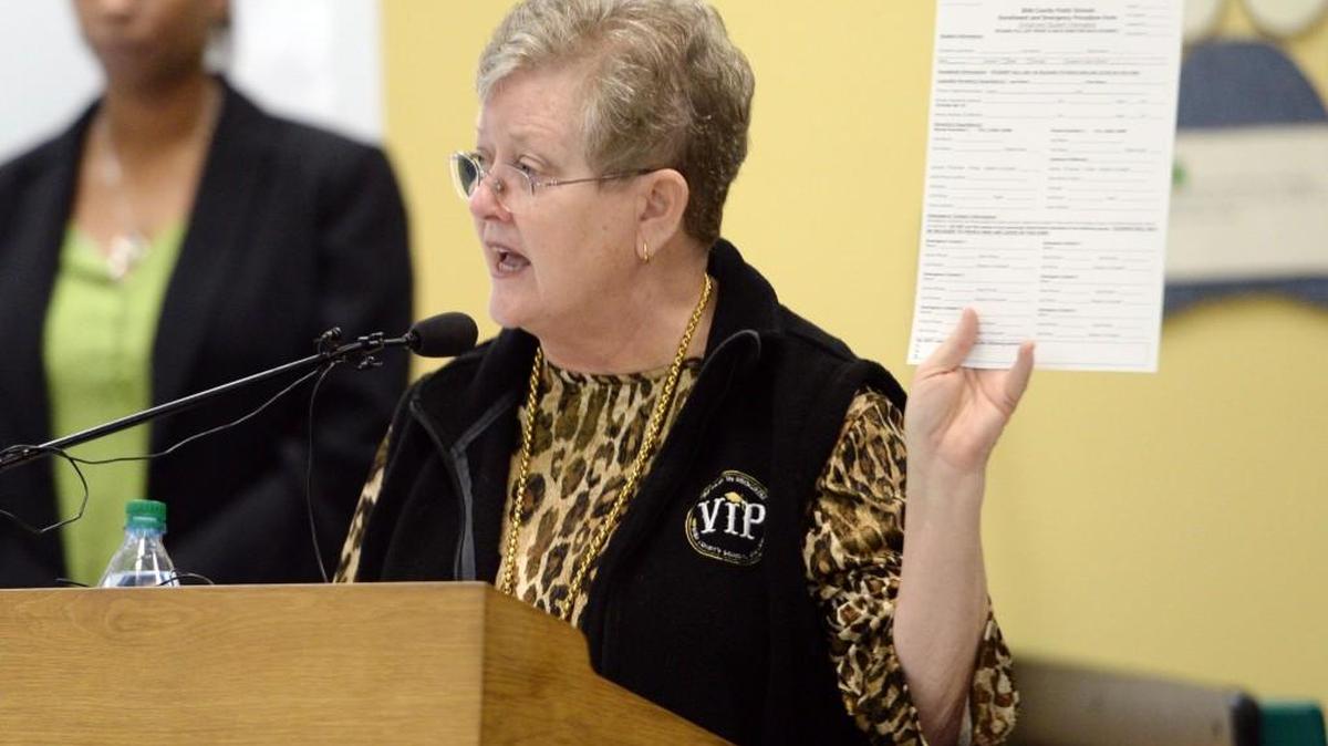 During a meeting for parents, Rosa Taylor Elementary Principal Susan Simpson talks about an incident Jan. 10 where a student brought a loaded gun to school.