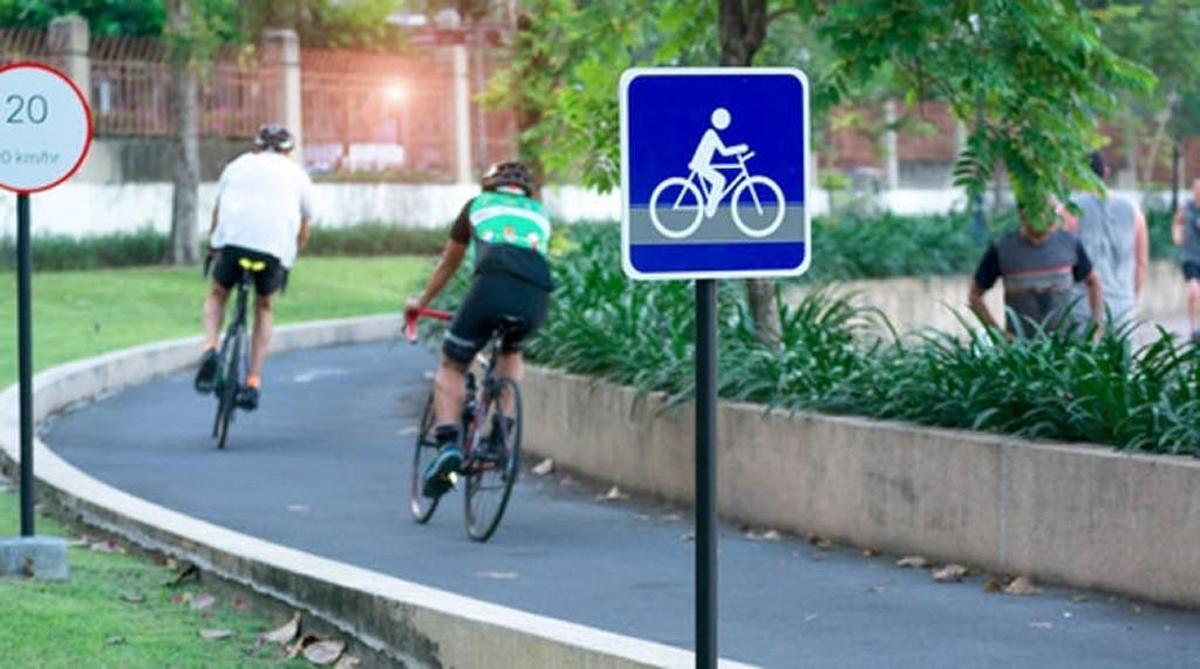 A bike lane in Thailand, one of many countries that has made bike paths a priority.