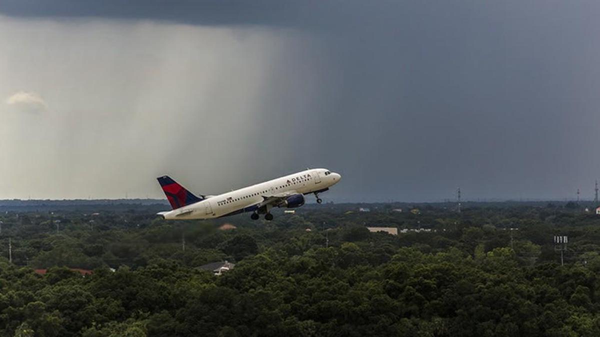 Many accused Delta, shown here over Tampa in 2014, and other carriers of price gouging ahead of Irma, but it’s just business as normal.