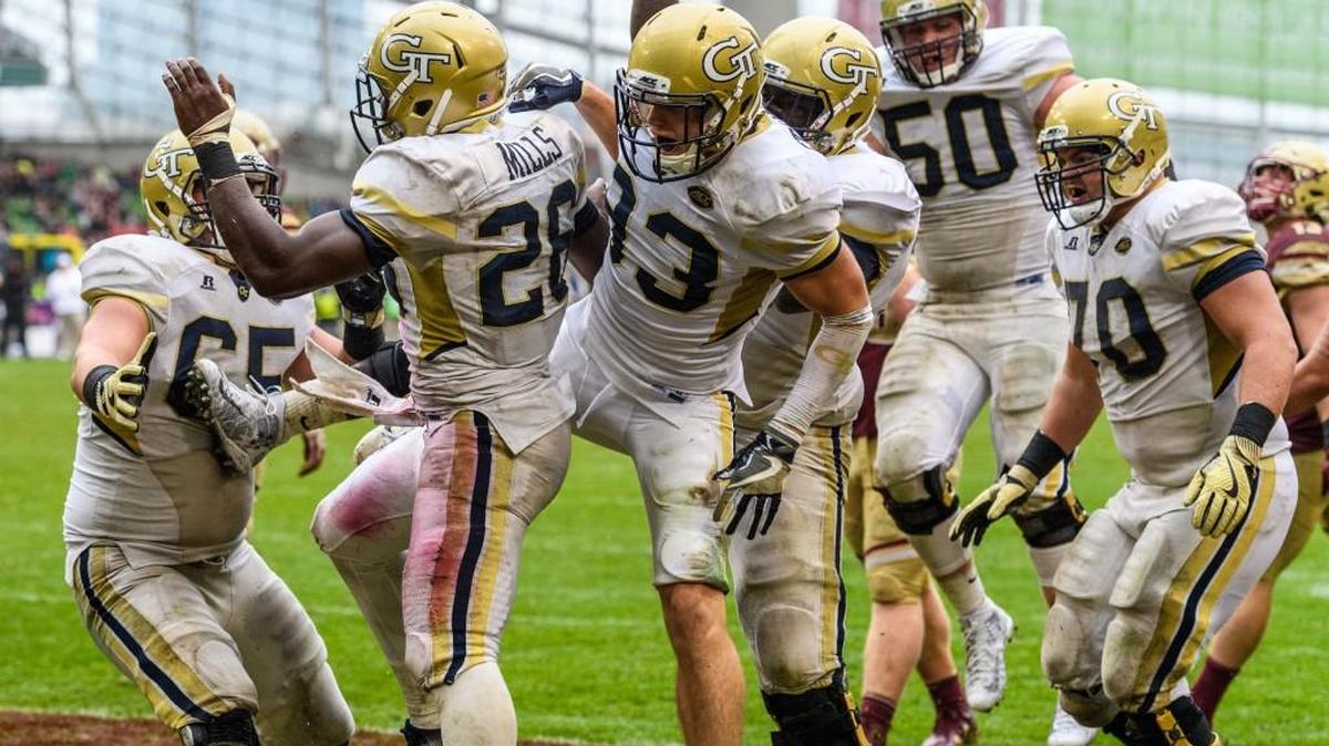 Freshman running back Dedrick Mills (26) scored the go-ahead touchdown late in Georgia Tech’s win over Boston College on Saturday.