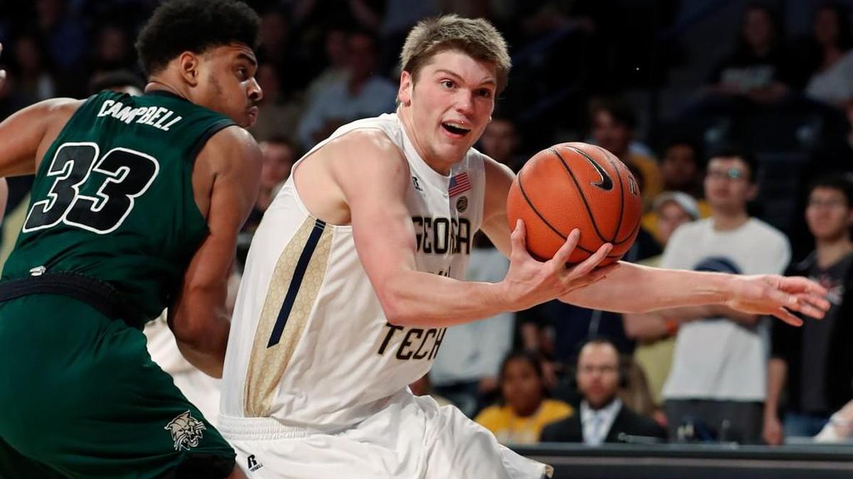 Georgia Tech center Ben Lammers (44) and the Yellow Jackets play Tuesday at Penn State in the ACC-Big Ten Challenge.