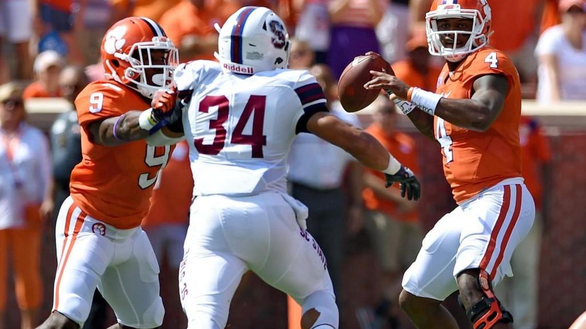 Deshaun Watson, right, and the Clemson Tigers are 3-0 entering their game Thursday against Georgia Tech.