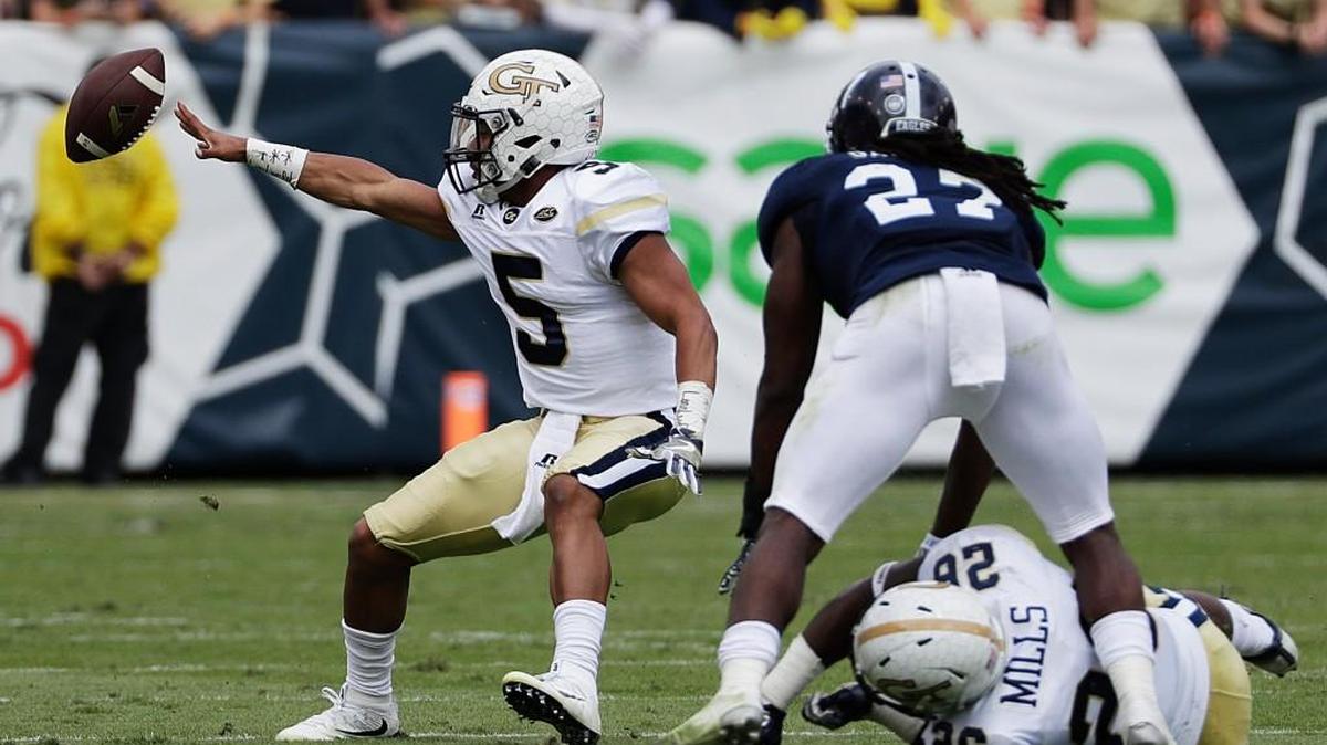 Georgia Tech quarterback Justin Thomas (5) and the Yellow Jackets host Duke on Saturday.