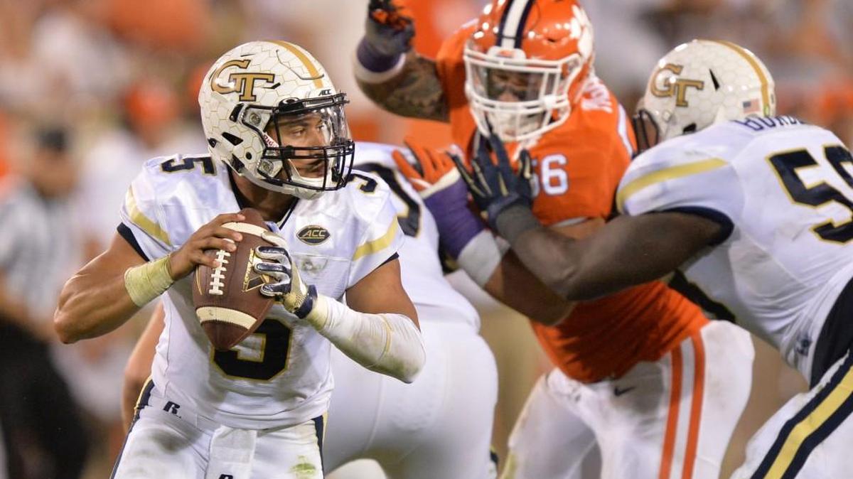 Georgia Tech quarterback Justin Thomas (5) will be back in action Saturday when the Yellow Jackets take on Virginia.