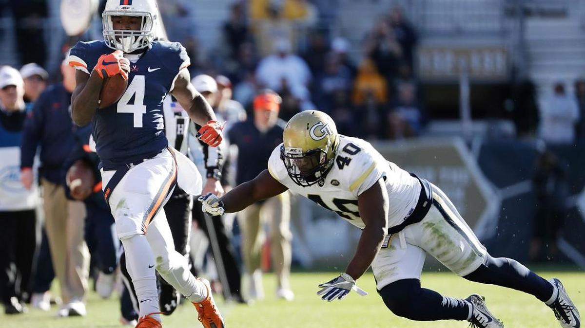P.J. Davis, right, led Georgia Tech in tackles in 2014 and 2015.