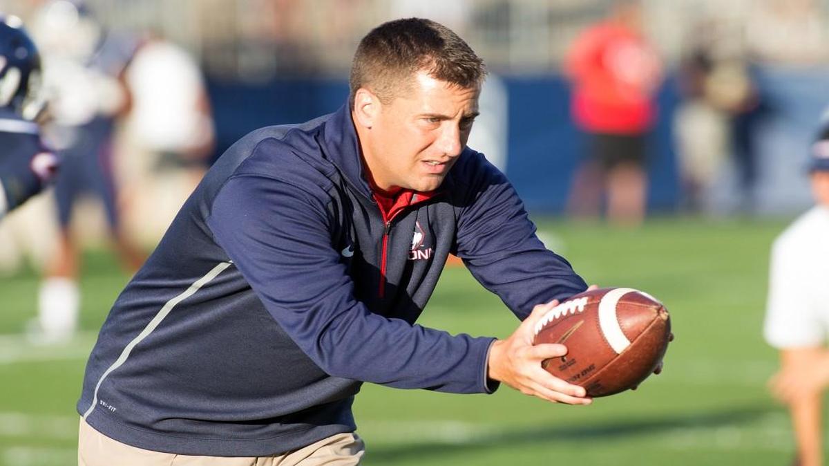 Connecticut cornerbacks coach Josh Reardon has joined the Mercer staff as its safeties coach.