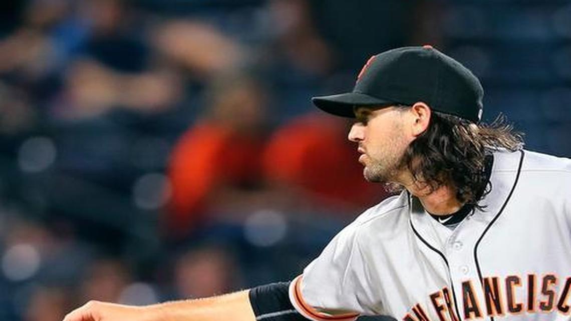 San Francisco Giants relief pitcher Cory Gearrin follows through on a delivery during the ninth inning Tuesday at Atlanta.