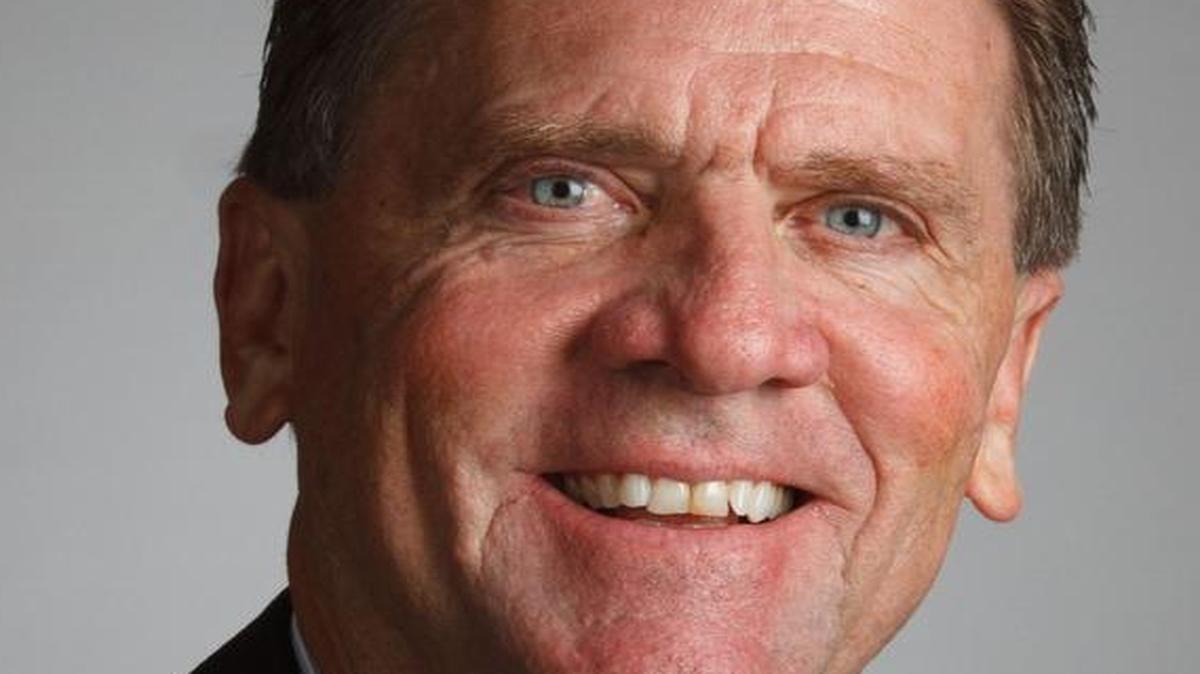 Dale Layer, a former men’s basketball head coach at Colorado State and Liberty, has joined Bob Hoffman’s staff at Mercer.