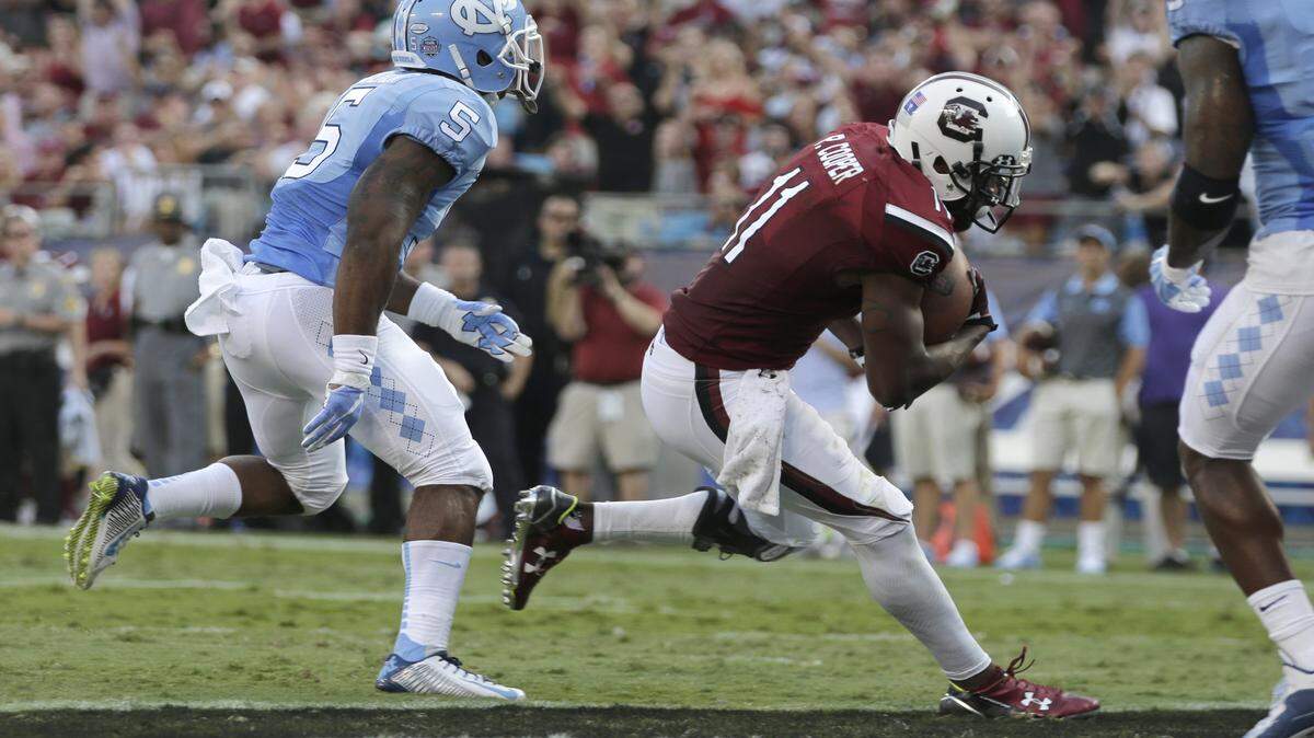 South Carolina receiver Pharoh Cooper could see some time as a Wildcat quarterback against Georgia on Saturday. 