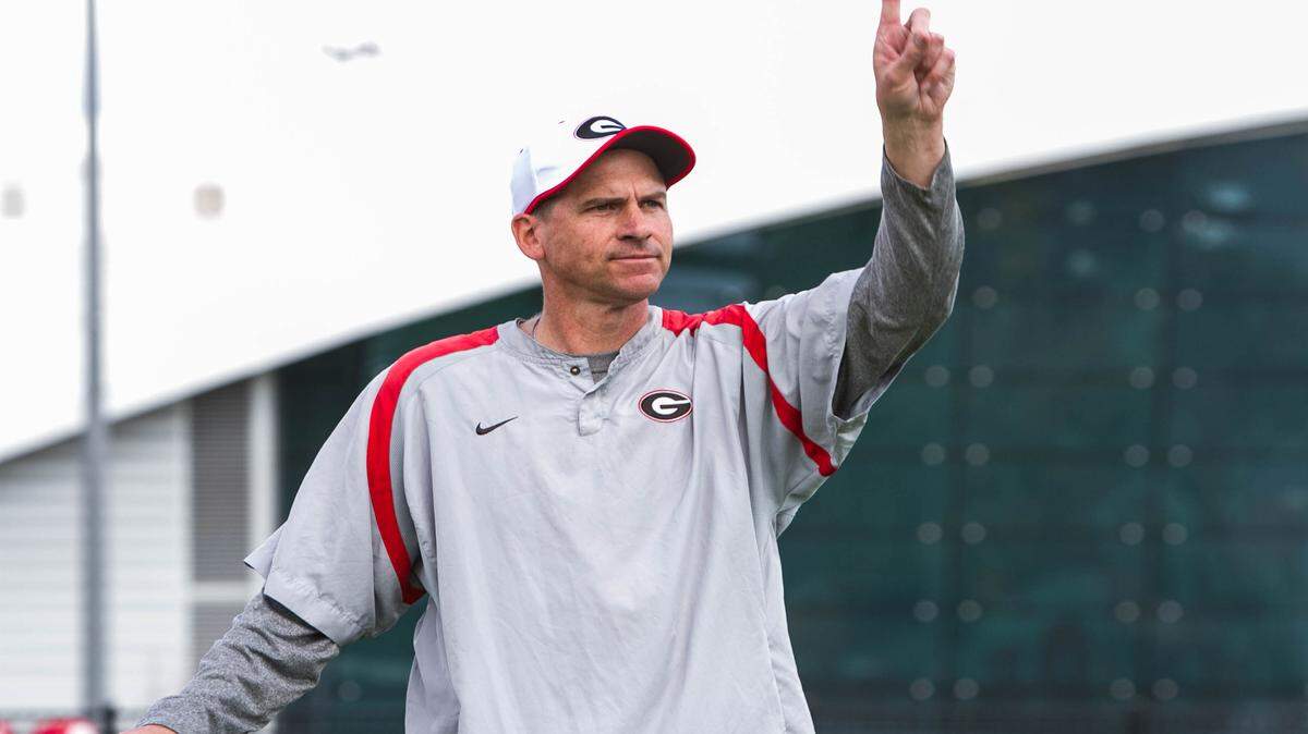 Former Georgia tight ends coach John Lilly is still looking for a new job and hopes it's one within the NFL ranks. 