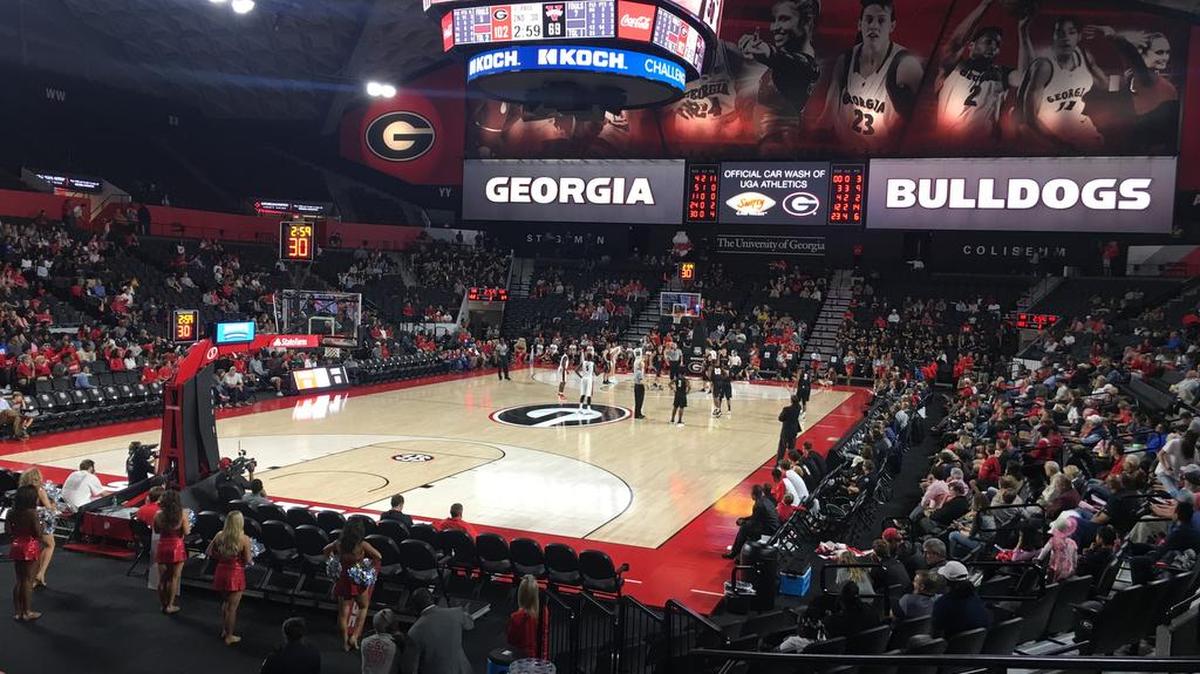 Georgia defeated Valdosta State Thursday night.