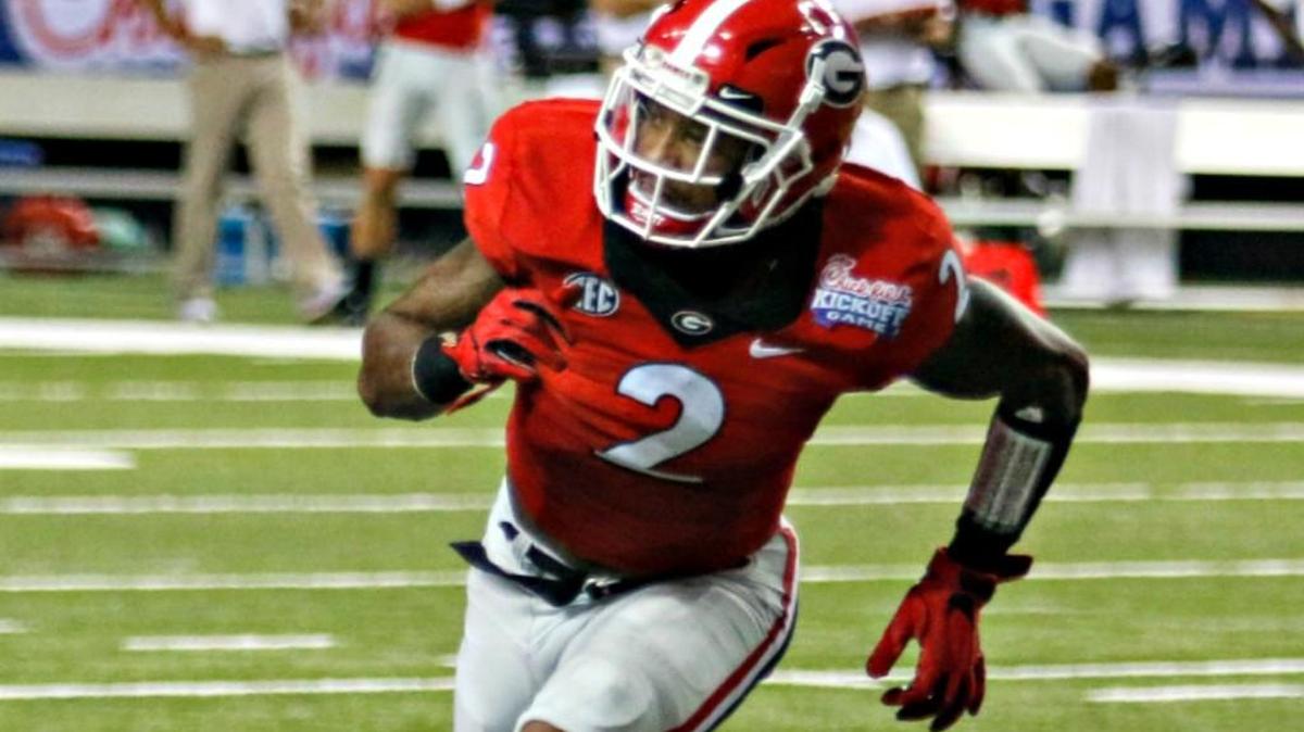 Maurice Smith recorded 5 tackles in his debut with Georgia.