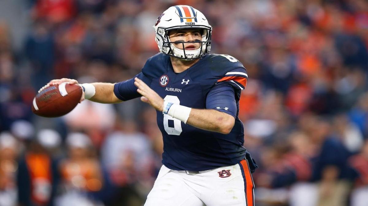 Auburn quarterback Jarrett Stidham prepares to throw a pass against Georgia.