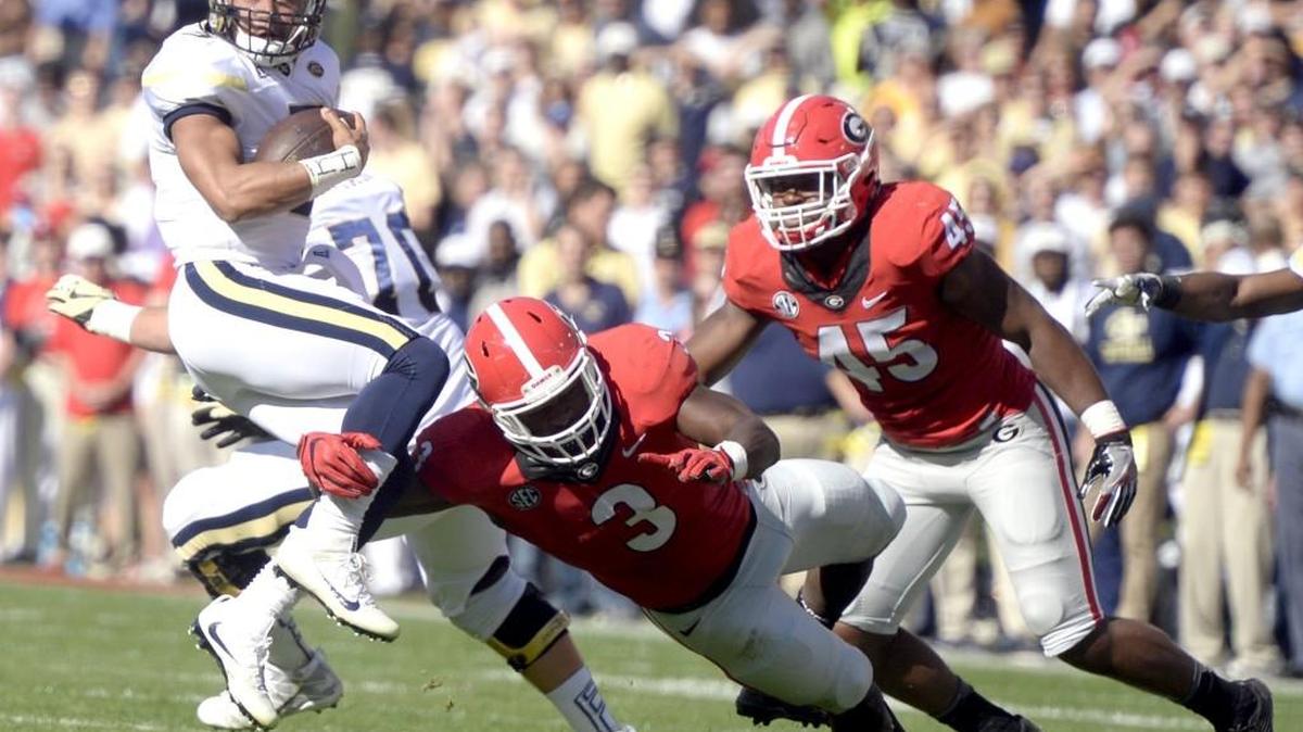 Georgia linebacker Roquan Smith (3) was the Bulldogs’ leading tackler last year.