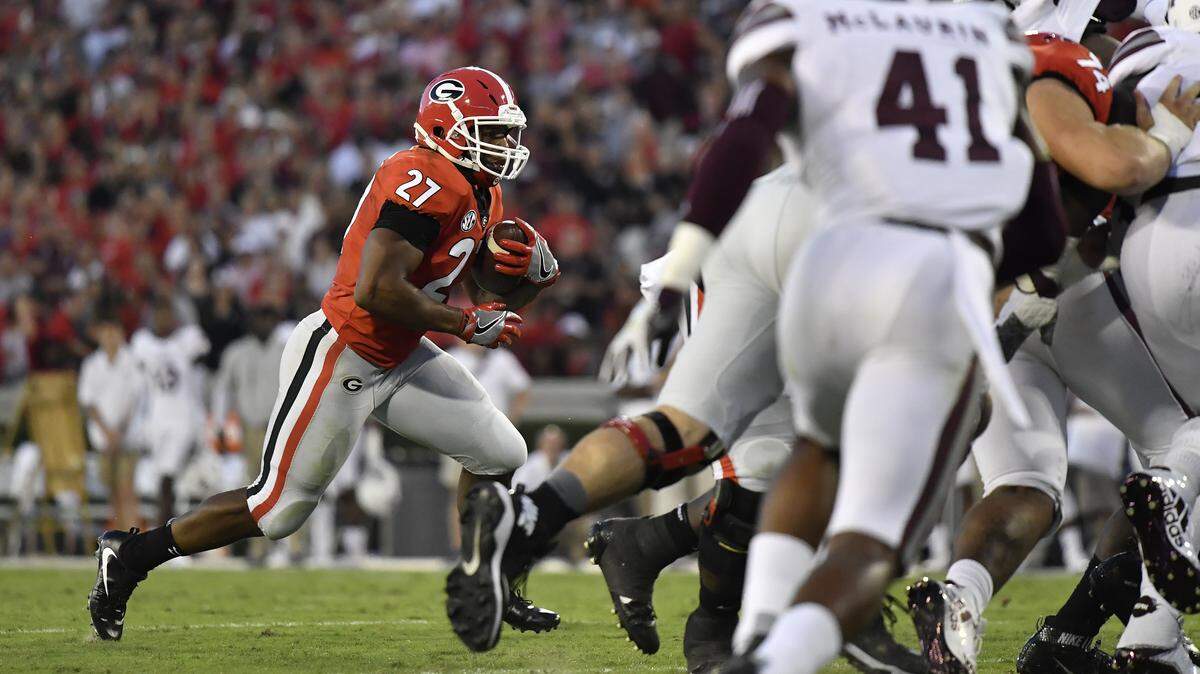 Nick Chubb takes a carry against Mississippi State. 