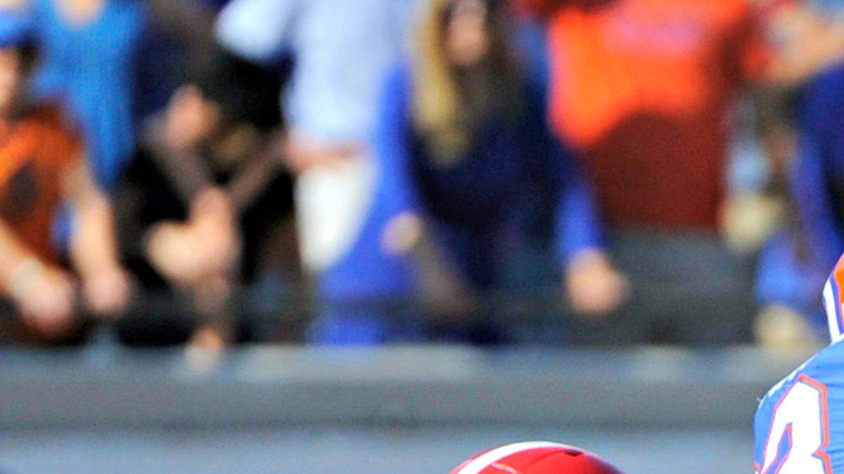 The Georgia-Florida rivalry will continue in Jacksonville for at least five more years. 