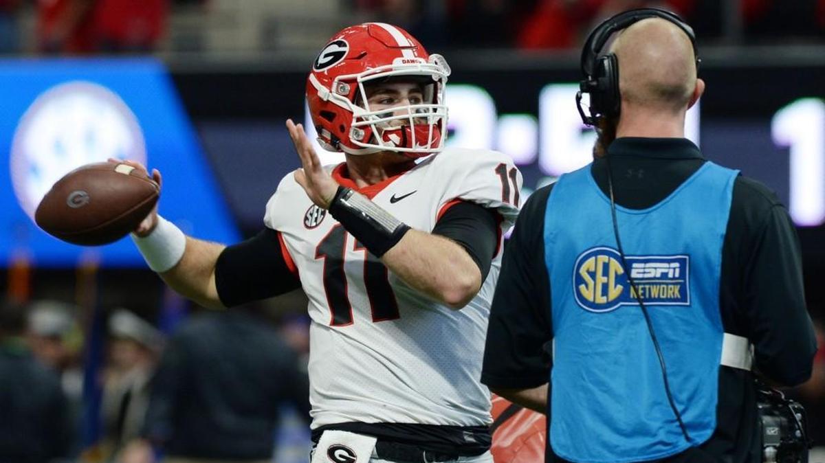 Georgia quarterback Jake Fromm warms up before the start of the SEC Championship game.