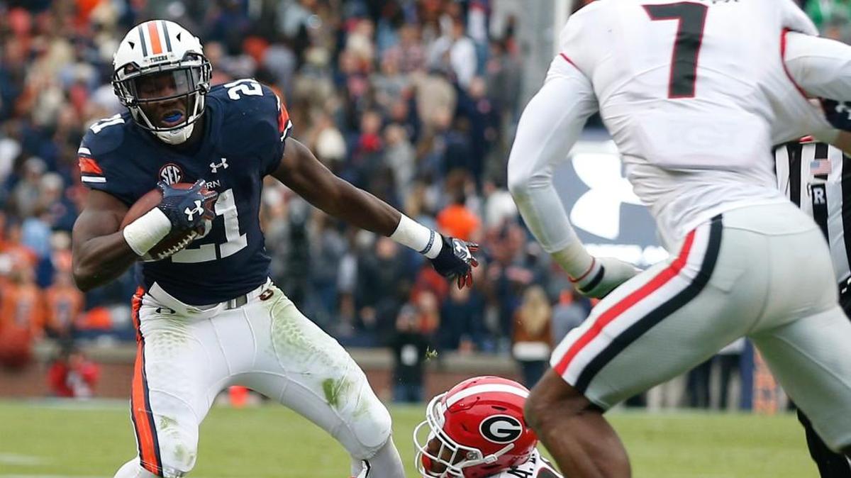 Auburn running back Kerryon Johnson went for 167 rushing and 66 receiving yards against Georgia.