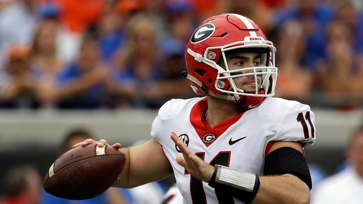 Georgia quarterback Jake Fromm throws a pass against Florida.