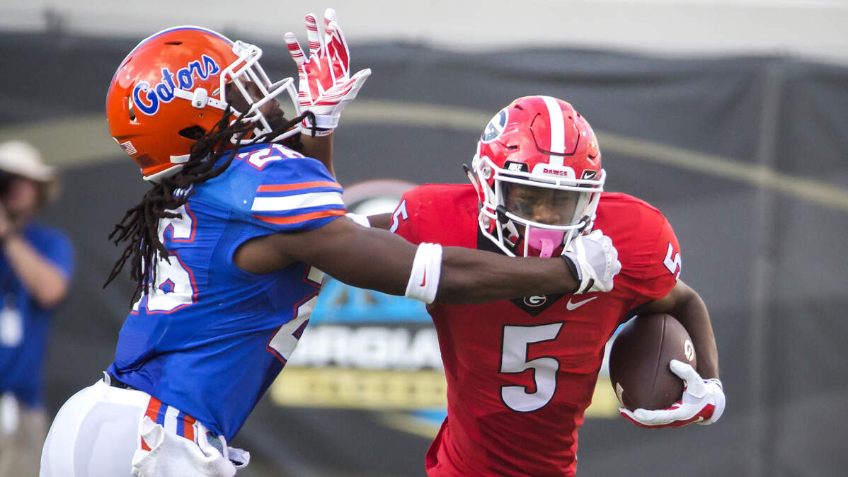 Georgia receiver Terry Godwin looks to make a play against Florida in the 2016 game. 