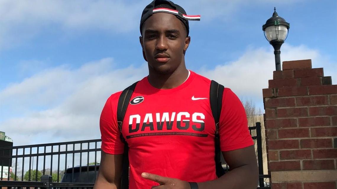 Georgia is pursuing Peach County wide receiver Kearis Jackson heavily.