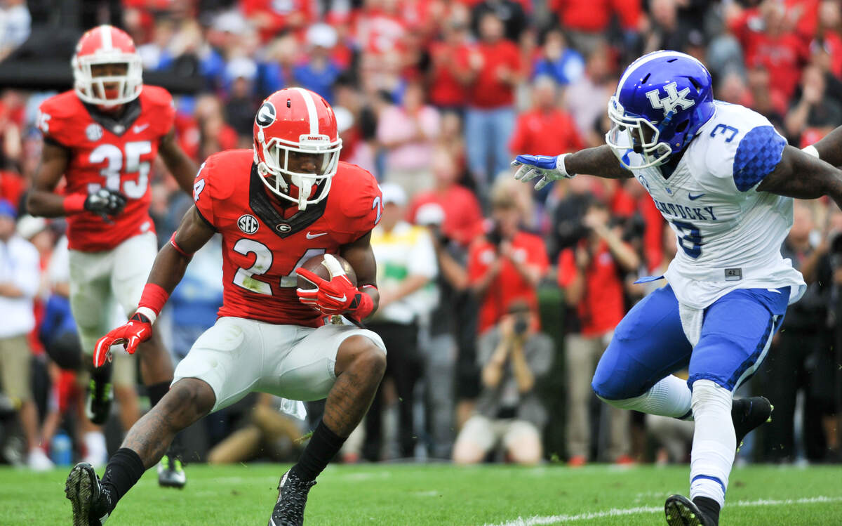 Dominick Sanders returns an interception in a 2015 game against Kentucky. 