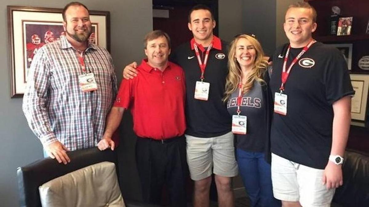 Max Wray (center) will be one of 50 recruits visiting Athens for Georgia’s game against Tennessee.