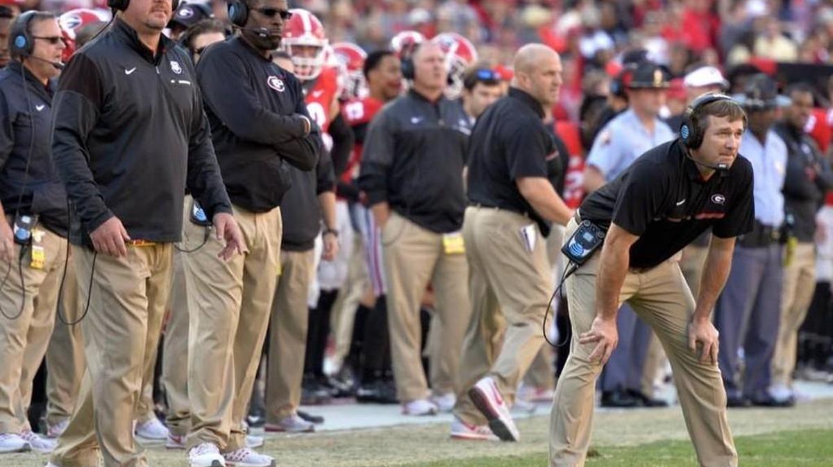 Kirby Smart watches as Georgia Tech came from behind to defeat Georgia 28-27.