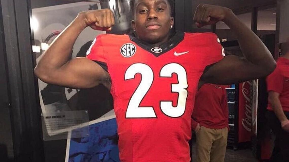 Running back recruit Lyn-J Dixon during a visit to Georgia.
