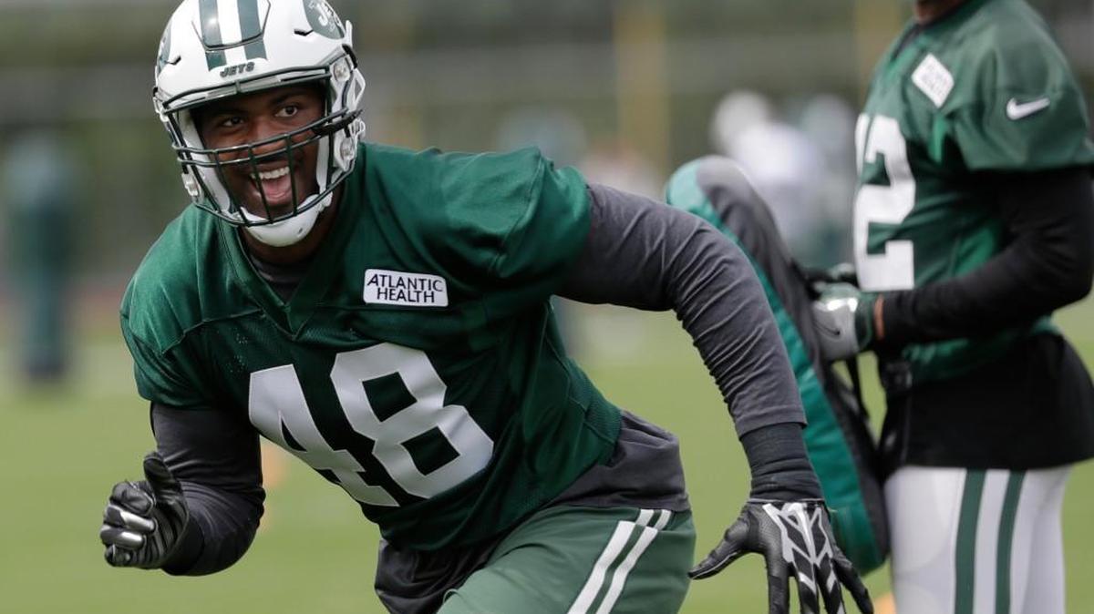 Former Georgia outside linebacker Jordan Jenkins, now with the New York Jets, participates in a drill during organized team activities.