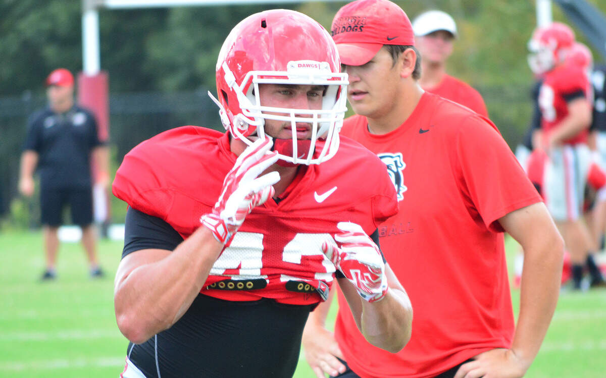Nick Moore, who began preseason practice at inside linebacker, made the transition to fullback on Monday. 