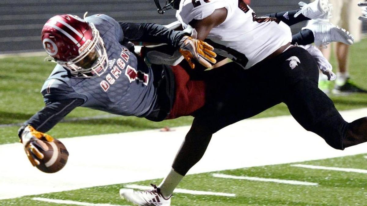 Warner Robins’ Jaeven West (1) and the Demons are 6-0.