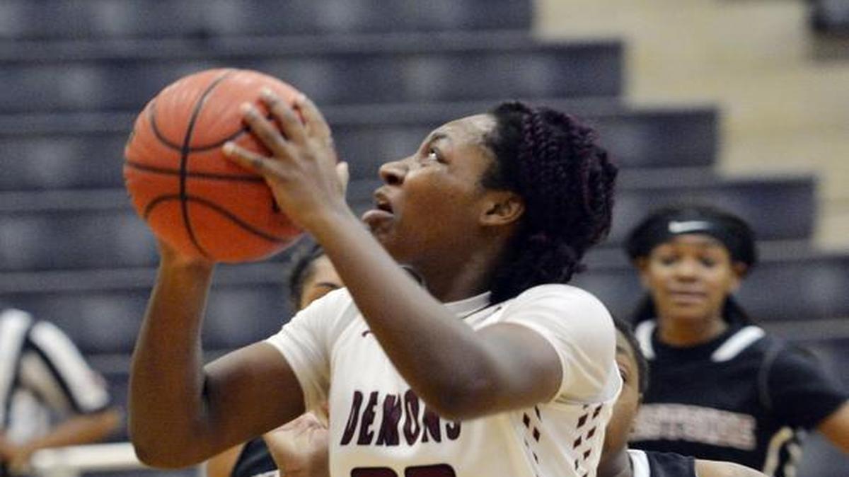 Kezia Holmes (30) and the Warner Robins Demons are unbeaten heading into 2017.