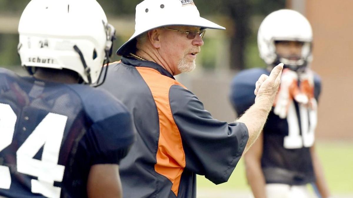 Northside head coach Kevin Kinsler at practice.