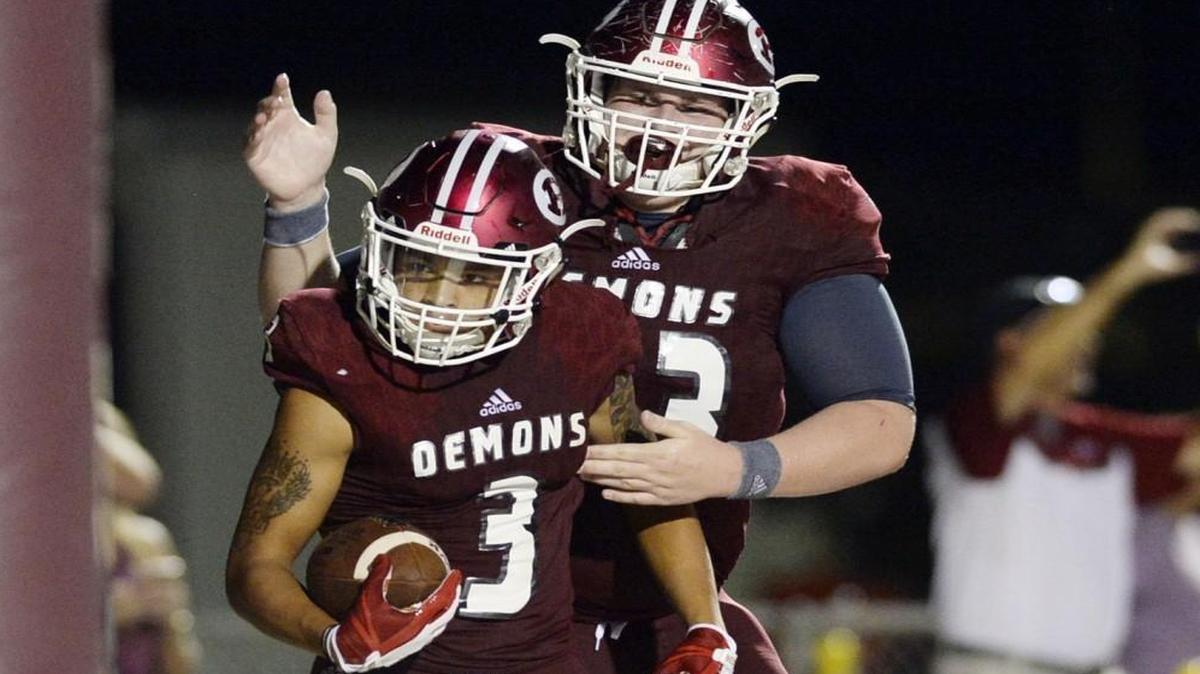 Warner Robins receiver Julius Cobbs (3) and the Demons are 5-0 entering their game Thursday against Coffee.