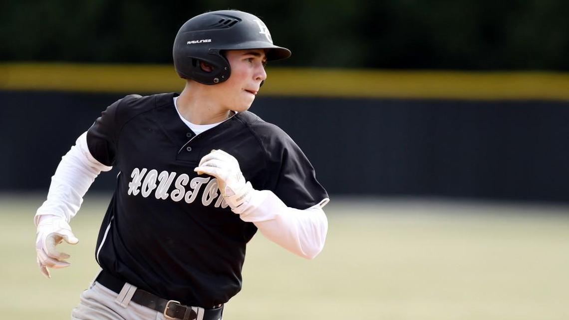 Houston County's Logan Morris runs the bases during practice March 23.