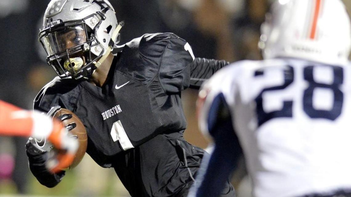Houston County running back Jaeven West (1) runs toward the end zone for a touchdown during their game against Northside Friday night.