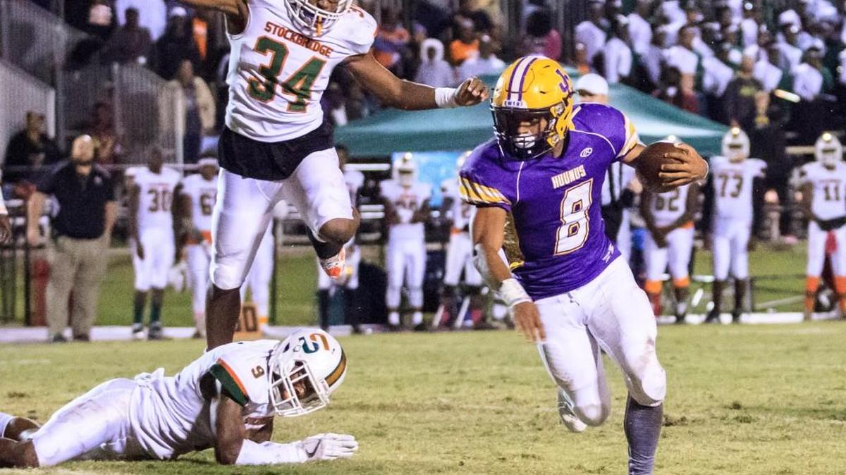 Jones County’s Drake Bolus (8) spins out of a tackle against Stockbridge in their game Oct. 27.