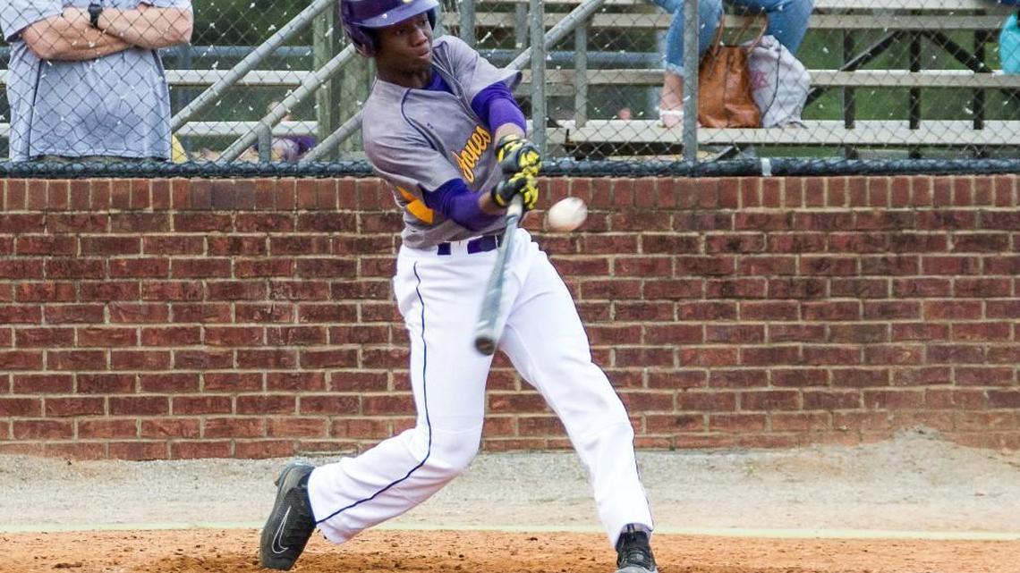 Jones County's Teldrick Ross (4) was among nearly two dozen Middle Georgians to earn first- or second-team All-State honors from the Georgia Dugout Preview.