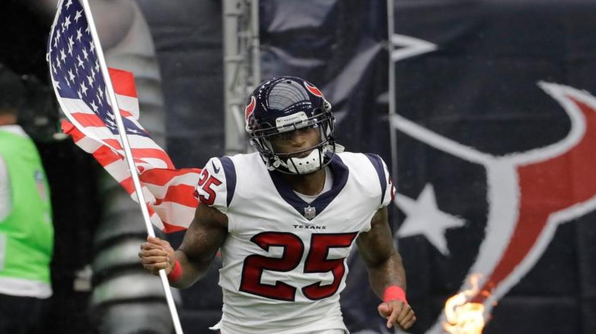 Houston cornerback Kareem Jackson is introduced prior to the Texans’ game against Jacksonville on Sunday.