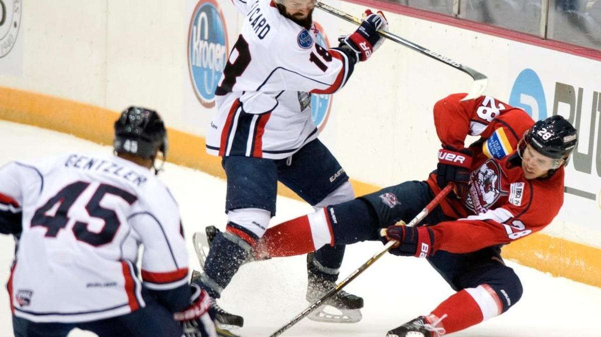 Macon’s Dennis Sicard (18) and the Mayhem are in first place in the SPHL.