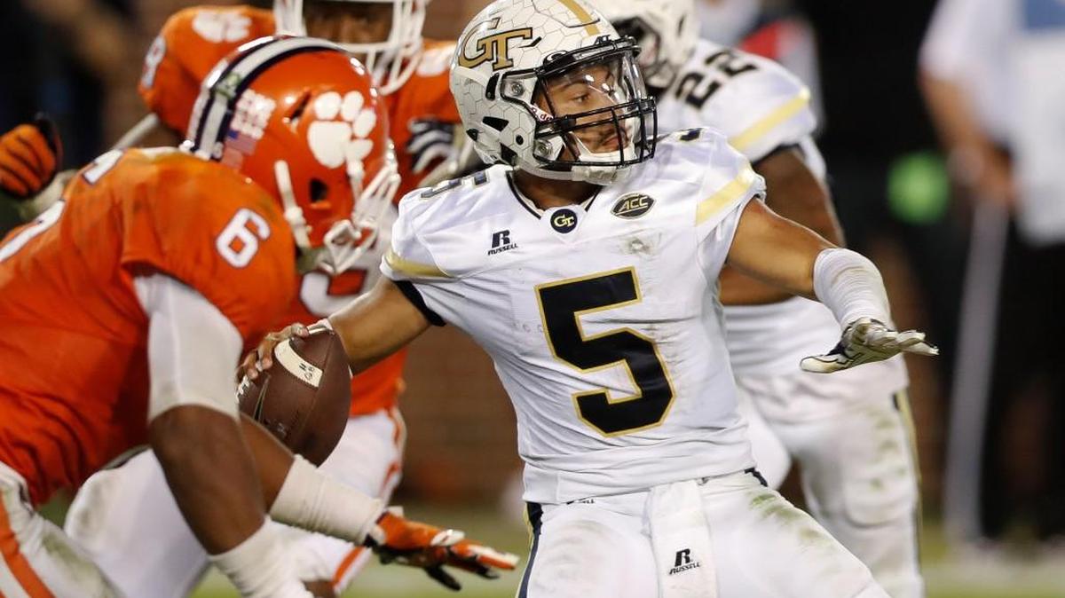 Georgia Tech quarterback Justin Thomas (5) and the Yellow Jackets host Miami on Saturday.