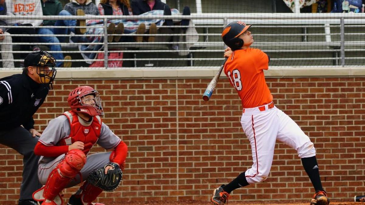 Charlie Madden and the Mercer Bears are 13-4.