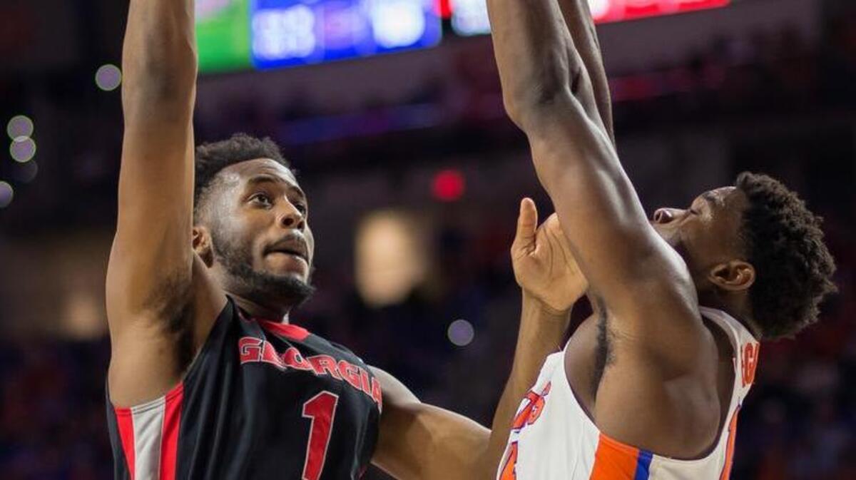 Georgia forward Yante Maten (1) and the Bulldogs are 4-2 in SEC play.